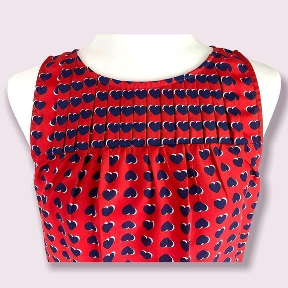 Kenar Sleeveless Heart Graphic Blouse - Picture 2 of 6